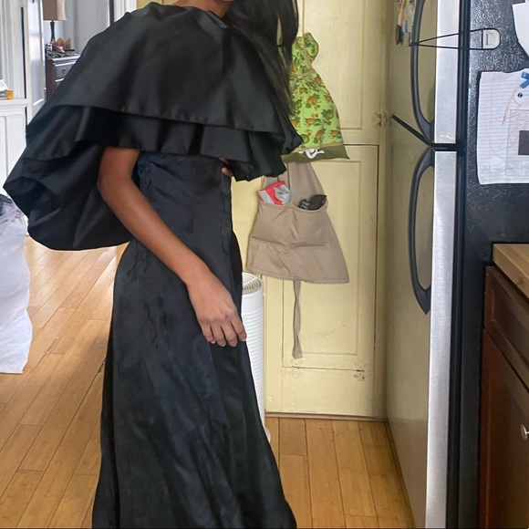 Gala Dress - Picture 3 of 3